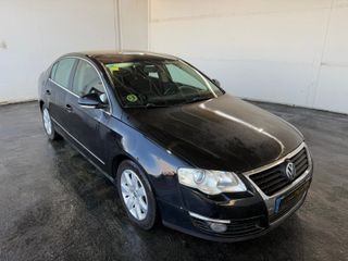 VW PASSAT 2.0TDi 140CV MANUAL 4PT 5PZ AÑO 2008