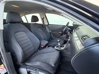 VW PASSAT 2.0TDi 140CV MANUAL 4PT 5PZ AÑO 2008