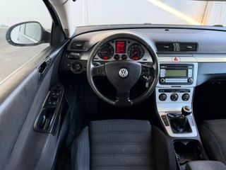 VW PASSAT 2.0TDi 140CV MANUAL 4PT 5PZ AÑO 2008