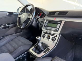 VW PASSAT 2.0TDi 140CV MANUAL 4PT 5PZ AÑO 2008