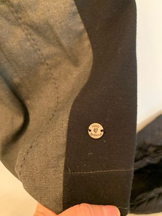 Vestido negro y gris sin mangas