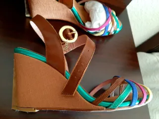 Sandalias piel Cuña Cuplé Multicolor