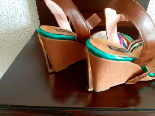 Sandalias piel Cuña Cuplé Multicolor