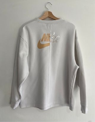 Sudadera Nike Blanca y Dorada