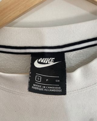 Sudadera Nike Blanca y Dorada