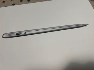 MacBook Air macOS Monterey 256 GB