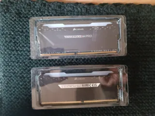 32gb RAM 2x16GB DDR4 Corsair Vengeance RGB Pro