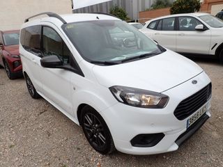 Ford Tourneo Courier 2021