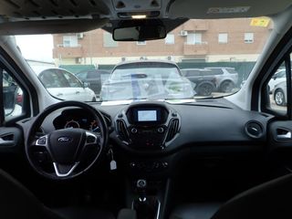 Ford Tourneo Courier 2021