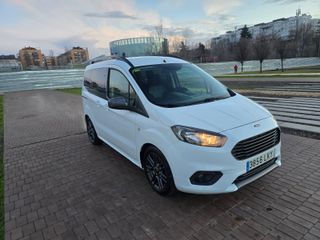 Ford Tourneo Courier 2021