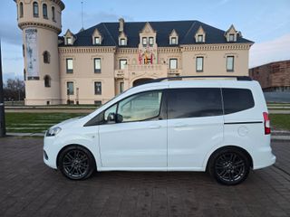 Ford Tourneo Courier 2021