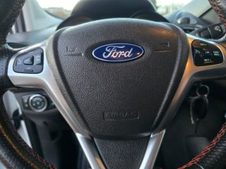 Ford Tourneo Courier 2021