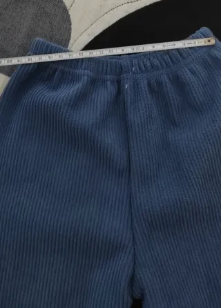 Pantalón bebé pana azul con oso