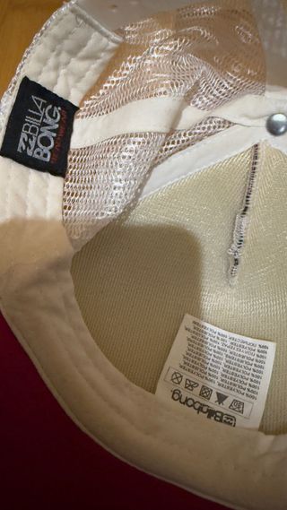 Gorra Billabong Negra y Rosa