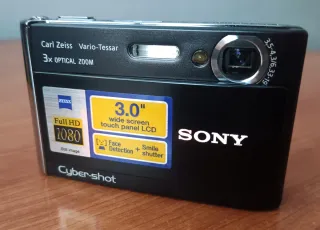 Sony Cyber-shot DSC-T70