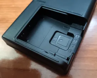 Sony Cyber-shot DSC-T70