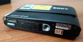 Sony Cyber-shot DSC-T70