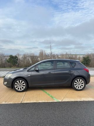Opel Astra 2010