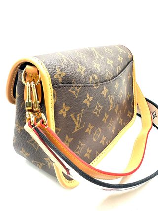Bolso Louis Vuitton Monogram Marrón Beige