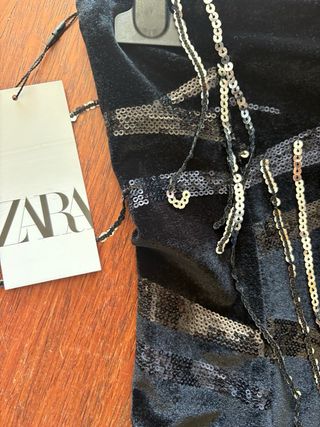 Vestido Zara Terciopelo Negro Strass