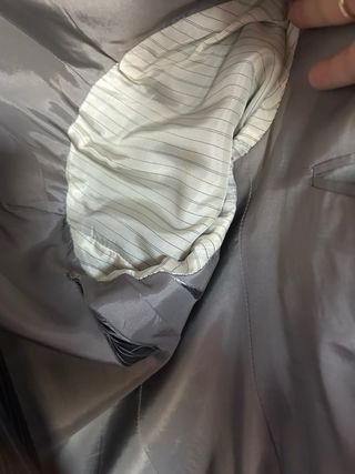 Traje Hugo Boss Rayas Negras Talla 54