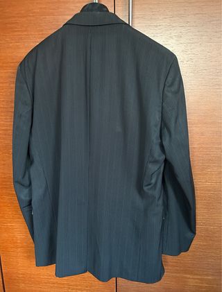 Traje Hugo Boss Rayas Negras Talla 54