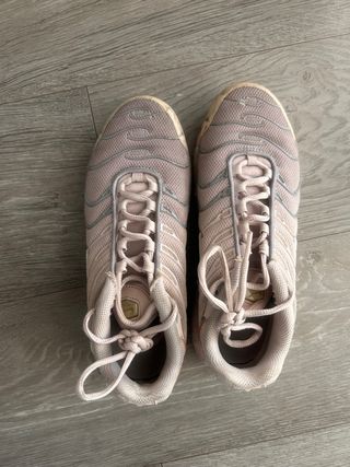 Zapatillas Nike Tn 97 Grises y Rosas