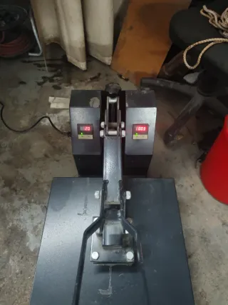 MAQUINA IMPRESION CAMISETAS