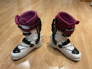 Botas Atomic Backland W Talla 23-23.5