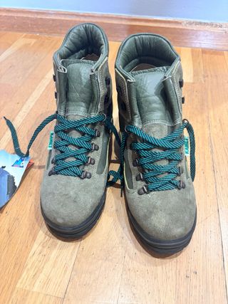 Botas de montaña Kamet T39 nuevas