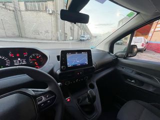 Peugeot Partner 2021