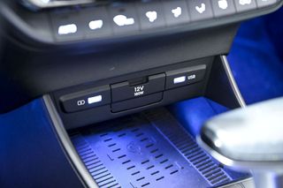 Hyundai Bayon   1.0 TGDI 74kW 100CV 48V Tecno DCT