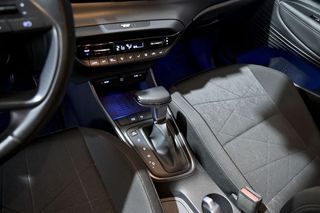 Hyundai Bayon   1.0 TGDI 74kW 100CV 48V Tecno DCT