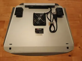 Soporte portátil aluminio Trust