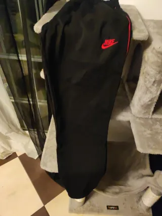 Chándal Negro y Blanco