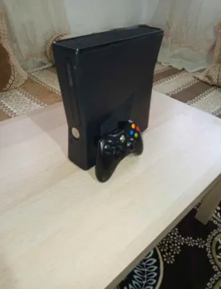 Xbox 360 Slim Negra