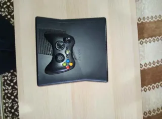 Xbox 360 Slim Negra