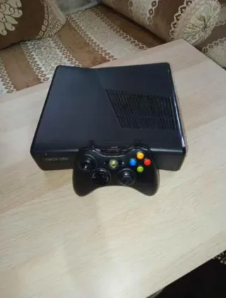 Xbox 360 Slim Negra