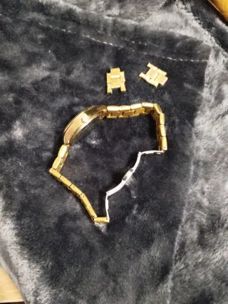 Reloj Skyline Dorado Mujer