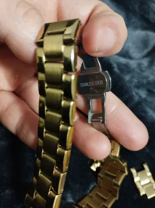 Reloj Skyline Dorado Mujer