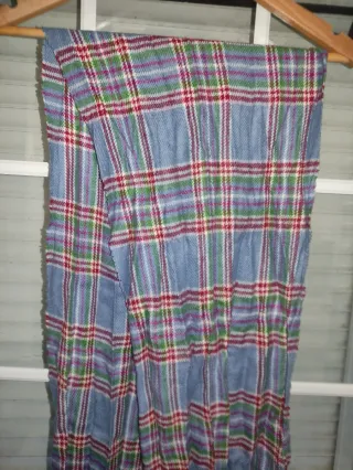 Bufanda de cuadros azul y multicolor