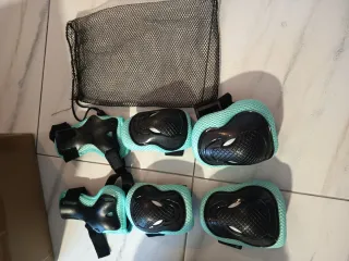 Casco y protecciones Nomady Kids