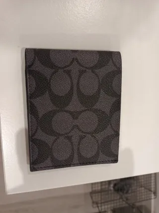 Cartera Coach Negra y Gris Monograma