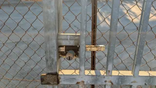 Puertas metálicas con marco