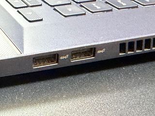 Asus ProArt StudioBook Pro 17 i7 RTX3000