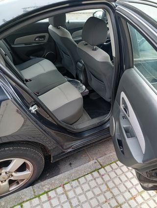 Chevrolet Cruze 2009. ITV hasta 17 nov 2026