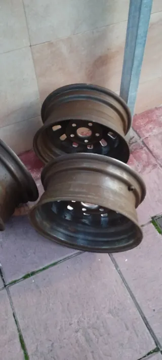 Ford Mustang llantas.