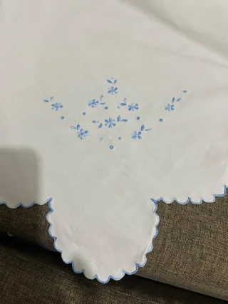 Sábana antigua de cama 1.50 Mide 2.60 x 2.30