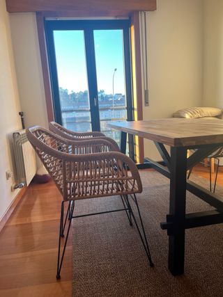 Mesa Ikea Skogsta y 4 Sillas Sklum