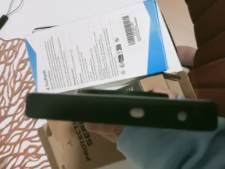 Funda móvil negra con acabado cepillado salv.panta